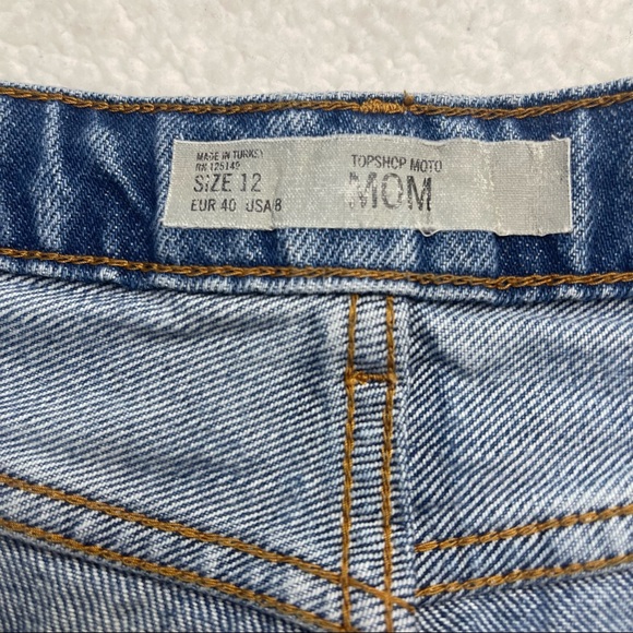 TOPSHOP CUTOFF DENIM MOM SHORTS SIZE 8.(fits like 6-8) MIDWASH BLUE, RAW HEM. - Picture 5 of 6